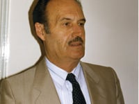 Former Ross Mayor dies