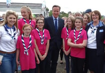 Girl Guides meet Prime Minister