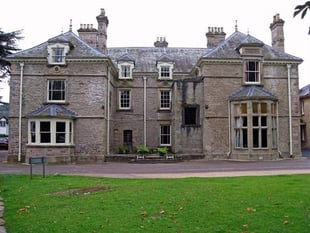 Council urges Trustees on lease