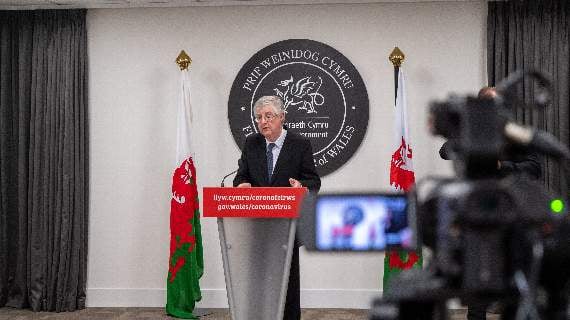 Moving Wales into Alert Level 3: First Minister sets out plans to further relax covid restrictions