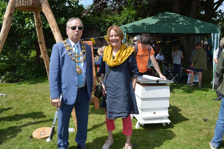 Terry Christopher and Anthea Dewhurst.