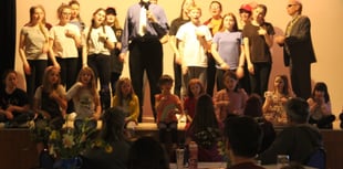 Mayor’s charities boost from Cabaret evening