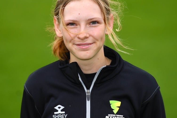 Sophia Smale cricketer