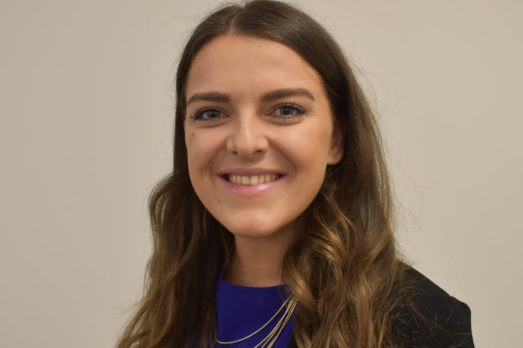HCC Data Analyst Glesni Phillips