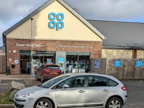 Pic of the outside of the Co-Op in Monmouth