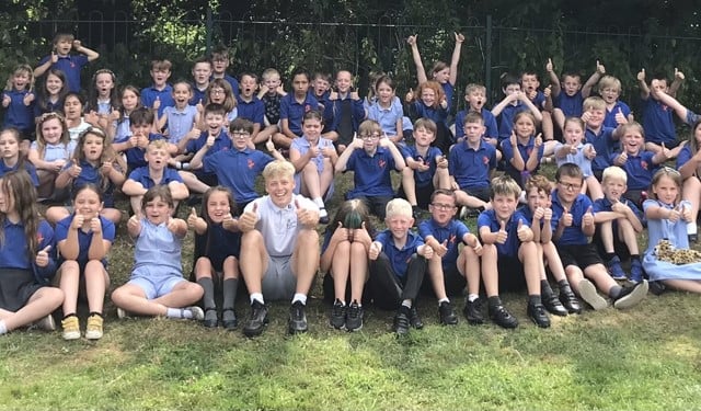 Golf club’s Captain’s Day raises £1,200 for charity