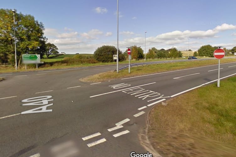 Driver's eye view of the right turn from Monmouth Road across the A40 at Raglan Picture Google Street View