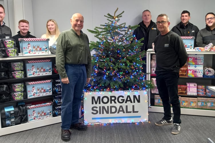  Front row: Cllr Martyn Groucutt with Gary Corbett representing Morgan Sindall. To the right starting from the outside: Darren Rhys Thomas (Morgan Sindall) followed by Hyuel Davies and Scott Thoman (Integrated Fencing). To the left from the outside: Gareth James, Dylan Morris and Ayla Hulse (all of Morgan Sindall).