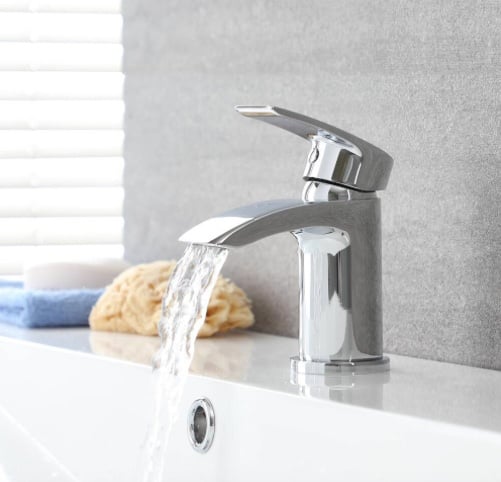 Water finally restored to hundreds of homes after three days without