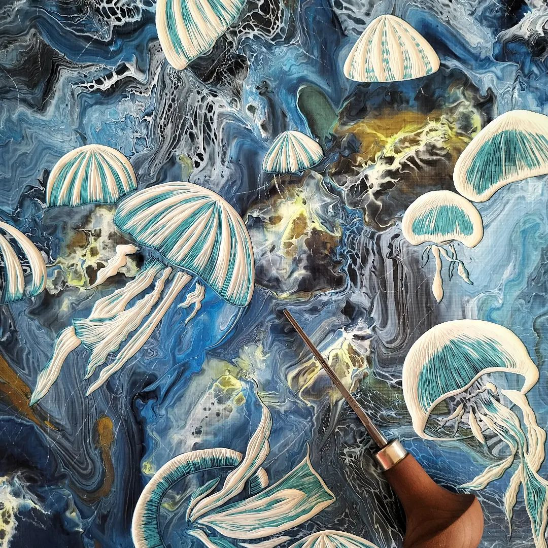 Jellyfish 80 layers below