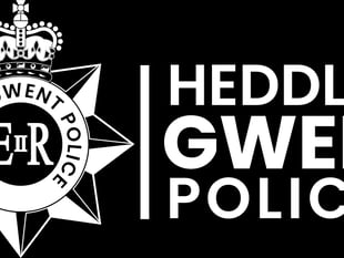 High street store burgled in '£17,000 raid' 