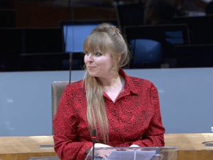 Delyth Jewell goes to bat for No Mow May
