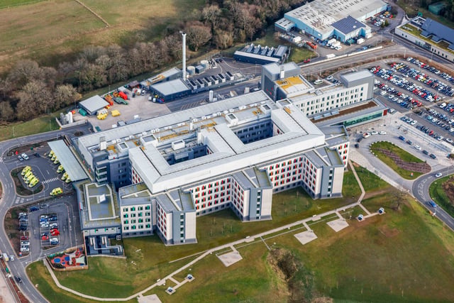 Nursing school 'axe' is big blow, say health chiefs