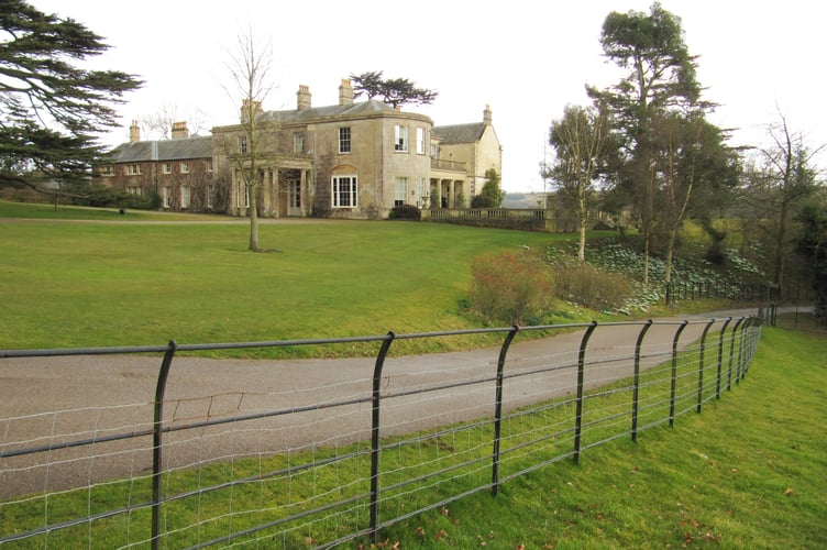 Ozleworth House