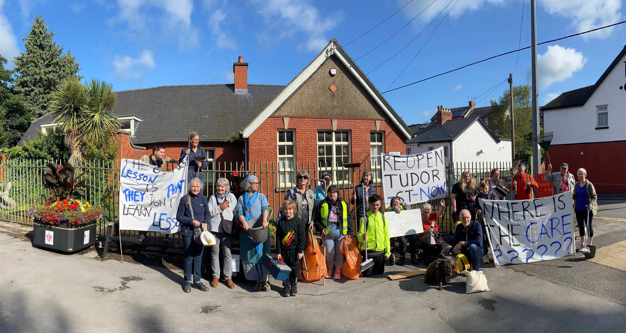 Campaigners clean up over Tudor Centre row