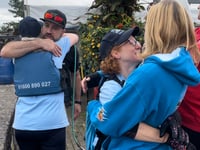 VIDEO: Emotional reunion at the finish line of the MAD Challenge 
