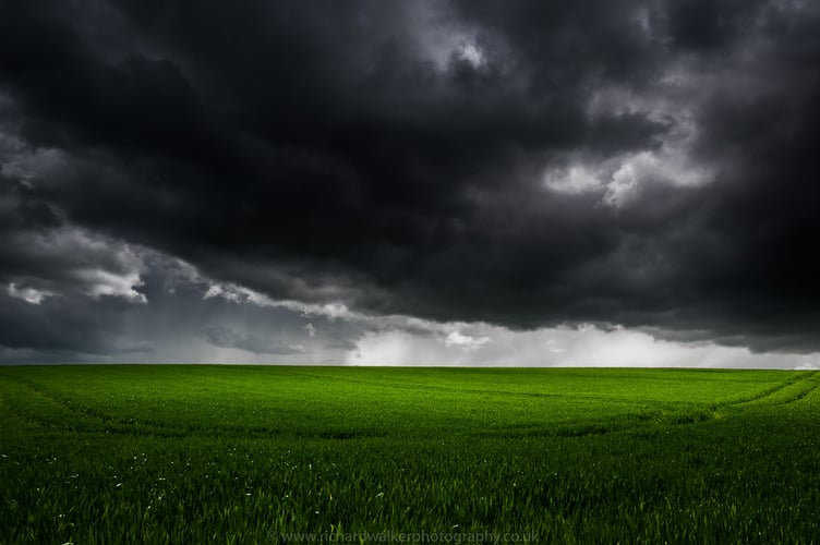 Storm Isha set to prevail