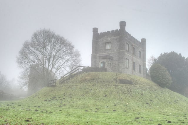 Reducing the carbon footprint of hisoric castle and museum 
