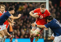 Wales outmuscled in final quarter after leading three times