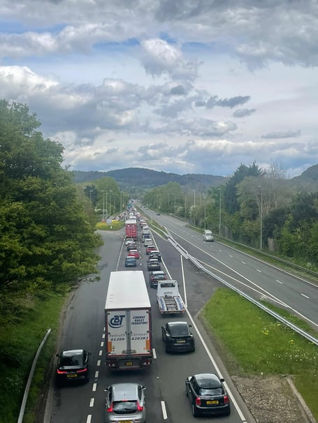 A40 northbound traffic at a standstill