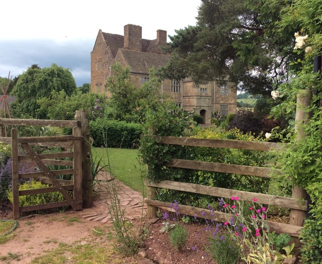 Gardens at Grade 1 listed house to open