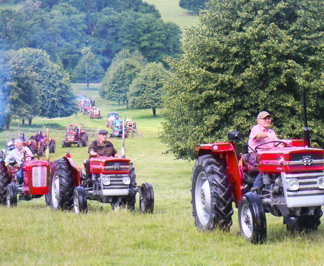 Rocket Ron leads tractor run for charity