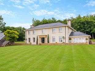 "Superb" Georgian-style mansion for sale sits in 10 acres of land 