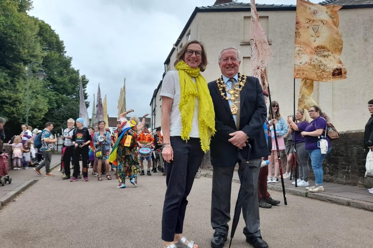 MP and Mayor support event