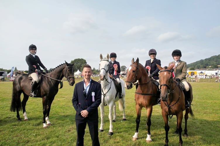 Winners of the Inter Hunt relay, Teme Valley