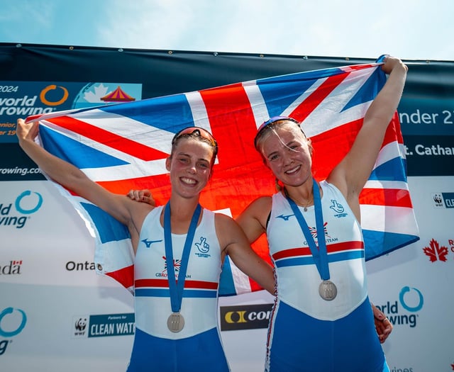 Blades of glory as Violet strikes second worlds silver