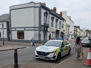 Woman issued with community order after shop theft report