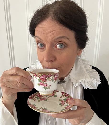 Liz as George Eliot