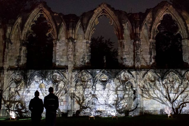 Shadows fall on Abbey in light show 