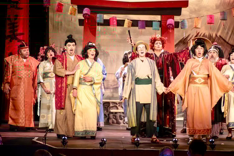 Theatregoers described Monmouth Music Theatre's production of The Mikado as "wonderful", "brilliant" and “amazing”.