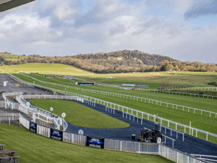 Racecourse risks job losses over tax