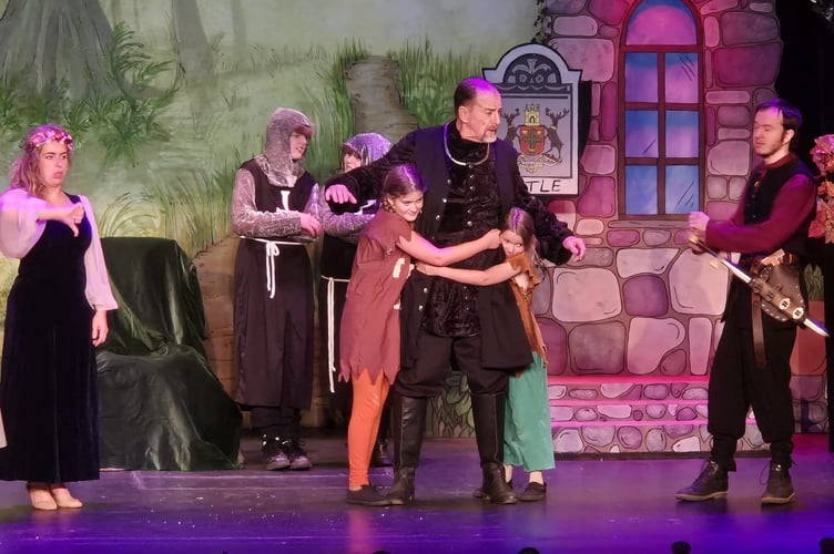 The Sheriff (Robert Traynor) with the Babes (SYT junior members Meri Serle and Ava-Louise Brain),