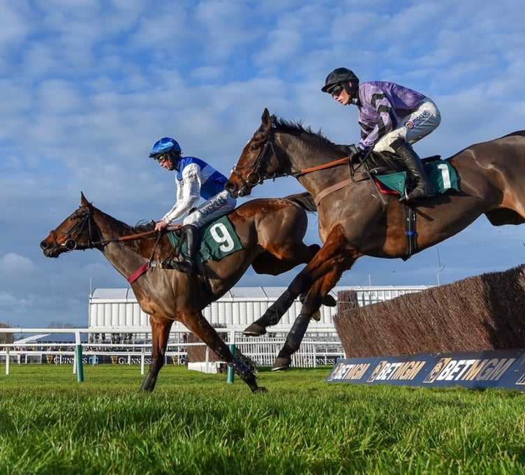 Gemirande jumps in the lead. Photo Cheltenham Racecourse