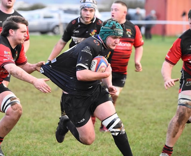Chepstow beat big freeze with 39-19 win