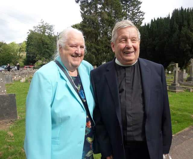 Tribute to active member of Off Centre Theatre