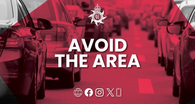 Police urge drivers to avoid Hardwick roundabout