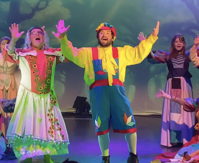 WATCH: Abergavenny Pantomime Company prepares for opening night 