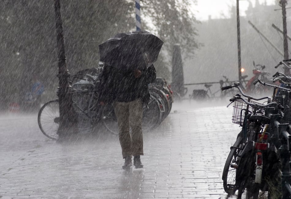 Heavy rain to continue moderate showers tomorrow