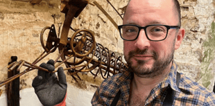 Sculptor Gabriel seeks Forest heroes  