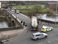 Bridge of sighs as lorry breaks down