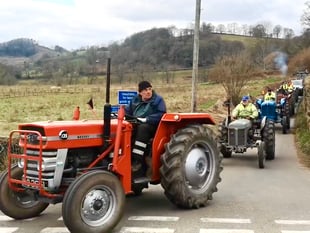 Tractors roll out ahead of steam show