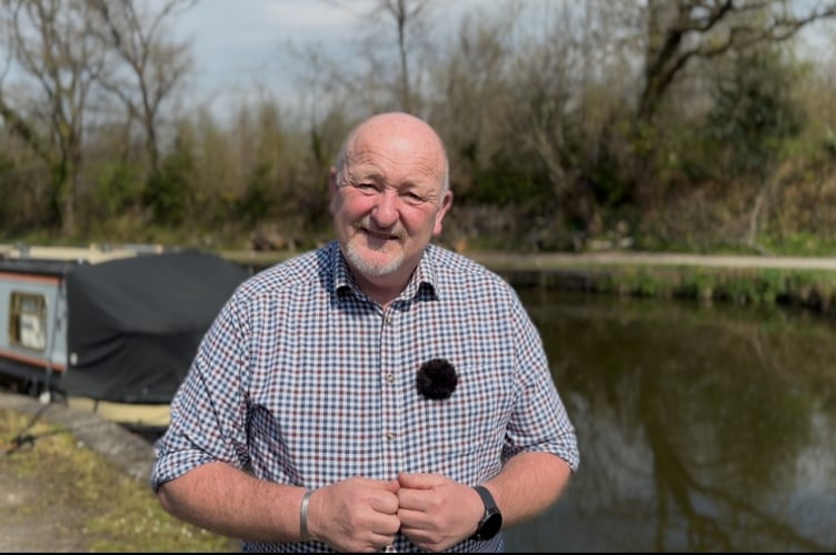 Peter Fox on Mon Brecon Canal