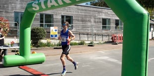 Kymin Dash runners reach for the skies