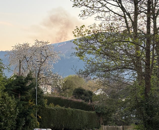 Smoke rises on Blorenge, wildfire fears grow