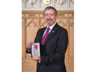 Marathon man Steve Jones honoured by Blaenau Gwent