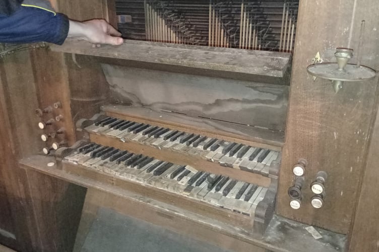 The keyboard at Llangattock church before restoration